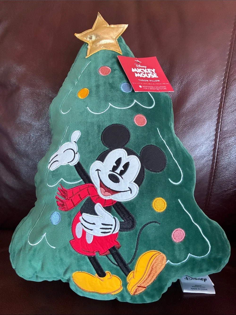 Disney/St. Nicholas Square - MICKEY MOUSE-CHRISTMAS TREE PILLOW